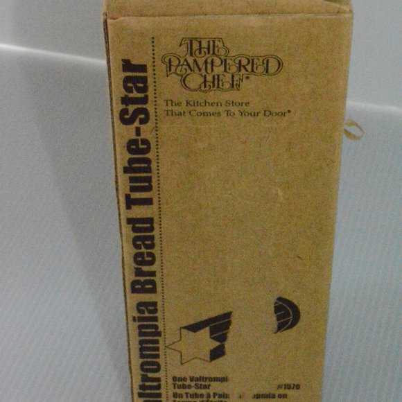 New In Box Pampered Chef Valtrompia Bread Tube Star Mold Baking Loaf Pan NIB - Picture 6 of 8